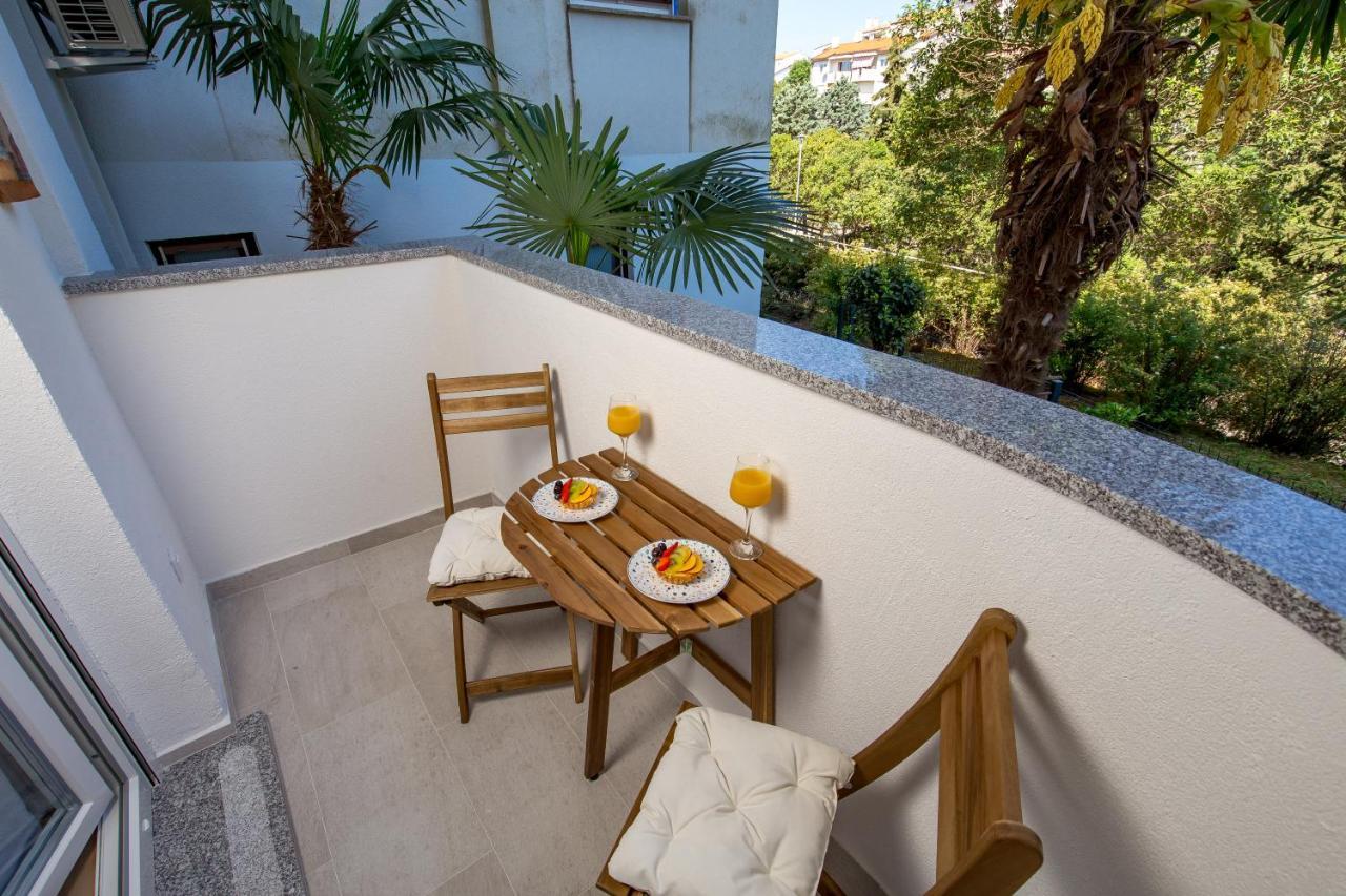 Modern Apartment Di Più Rijeka Exterior foto